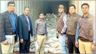 চীন থেকে সুতা আমদানির ঘোষণা দিয়ে আনলো বস্তাভর্তি বালু